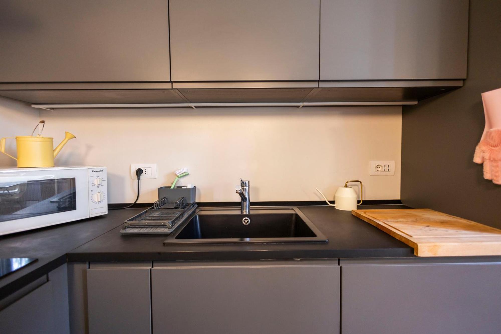 Parco Vittadini Apartment By 101Flats Milan Bagian luar foto